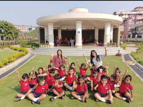 Planter Stand with Pots